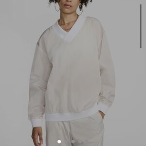 Nike UV Golf Windbreaker Pullover Long Sleeve Top Womens  Cream White Sportswear